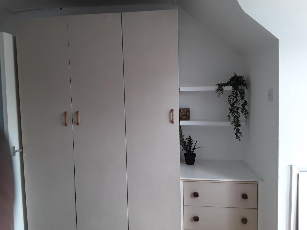 Stunning 1-Bed Apartment In ロンドン エクステリア 写真